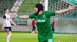 {{ otherArticle[0].article.title }}