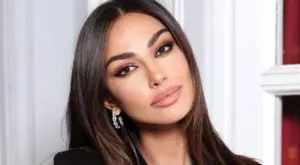 {{ otherArticle[0].article.title }}