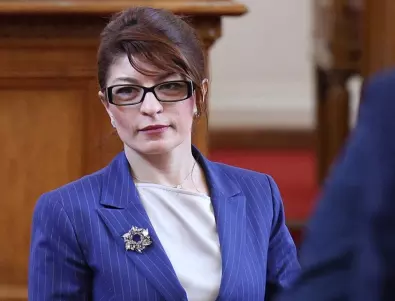 Атанасова: Изслушването на министъра за Сарафов е намеса в независима власт (ВИДЕО)
