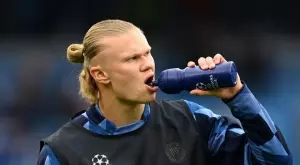 {{ otherArticle[0].article.title }}