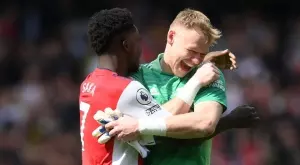 {{ otherArticle[0].article.title }}