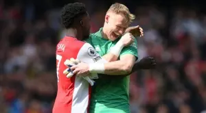 {{ otherArticle[0].article.title }}