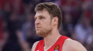 Александър Везенков едва скри сълзите: Боли... Никой не помни какво си направил, ако не спечелиш титлата