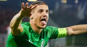 {{ otherArticle[0].article.title }}