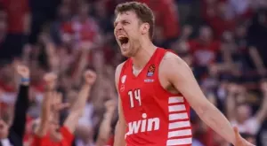 Олимпиакос ще иска още от това: Най-добрата вечер на Александър Везенков в Евролигата (ВИДЕО)