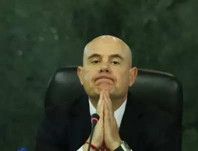 Гешев: ВСС е нелегитимен да избере нов главен прокурор, но е легитимен да ме отстрани