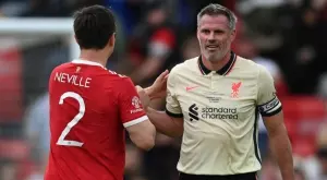 Легенди на Ливърпул и Манчестър Юнайтед избраха най-добрите 11 на Острова - само 6 имена съвпадат