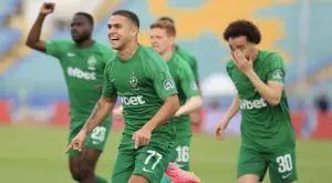 {{ otherArticle[0].article.title }}