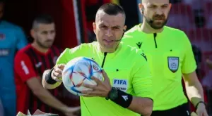 След Георги Кабаков: Волен Чинков също получи наряд от УЕФА за европейски мач