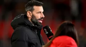 Не изчака последния мач: Рууд ван Нистелрой напусна ПСВ скорострелно