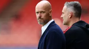 Хеттрик от проблеми: Ерик тен Хаг притесни феновете на Манчестър Юнайтед преди мача с Нотингам