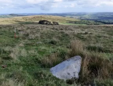 Археолози търсят помощ: Решете мистерията на каменен ред в Дартмур