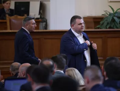 Делян Пеевски подкрепи правителството на ГЕРБ и ПП-ДБ
