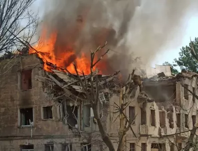 Жестокостта продължава: Руски удар срещу болница в Днипро (ВИДЕО)