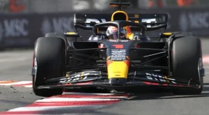 Макс Верстапен "изми" срама на Серхио Перес и ще стартира първи на Гран При на Монако