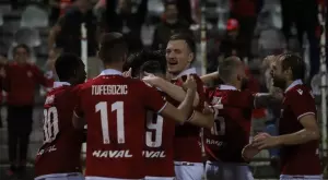 {{ otherArticle[0].article.title }}