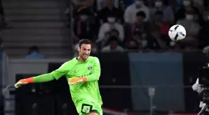 {{ otherArticle[0].article.title }}