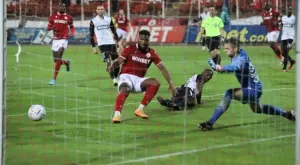 Ще стане ли един от най-добрите в Първа лига свободен агент от зимата?