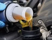 Защо постоянното доливане на масло в двигателя е вредно