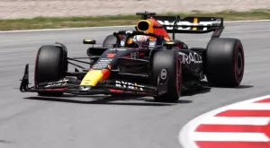 Верстапен ще тръгне от първа позиция на Гран при на Испания