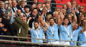 Гуардиола е едва третия мениджър, спечелил повече от 1 дубъл в Англия