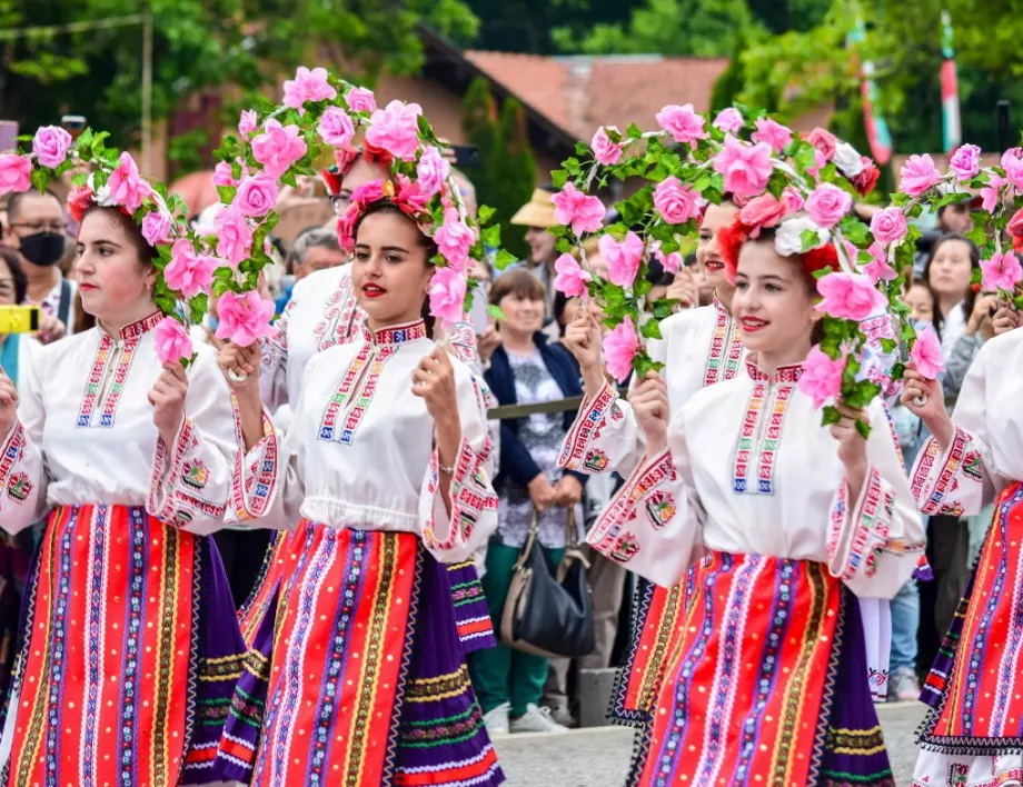 Ето кога ще е кулминацията на празника на розата в Казанлък