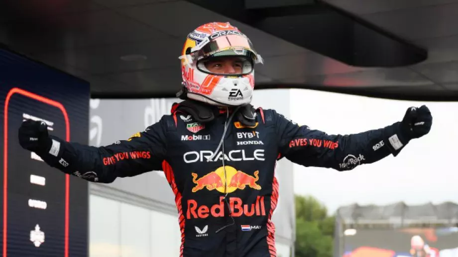 Крачи уверено към титлата: Верстапен взе пета поредна победа във Формула 1