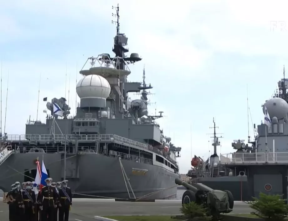 Корабът не е игла да го скриеш: Преместването на руските кораби от Севастопол няма да ги спаси 