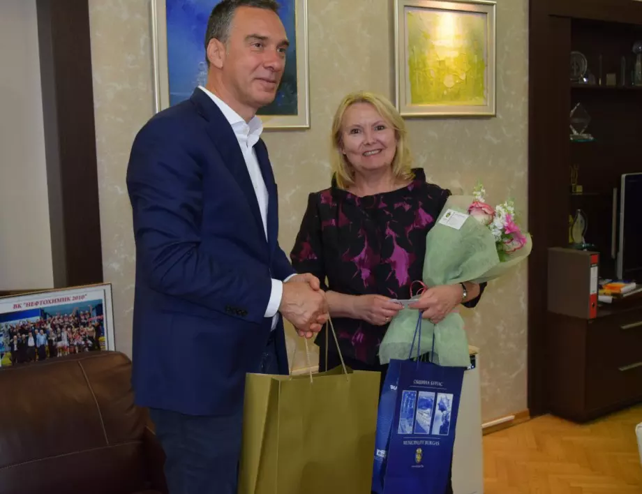 Посланикът на Хърватия посети Бургас (СНИМКИ)