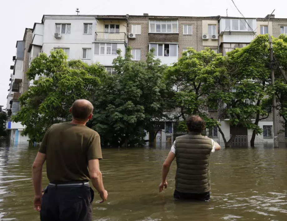 Над 600 кв. км са под вода след взрива на язовир "Каховка", смъртни случаи на окупирания от руснаците бряг 
