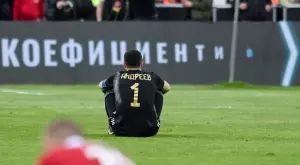 {{ otherArticle[0].article.title }}