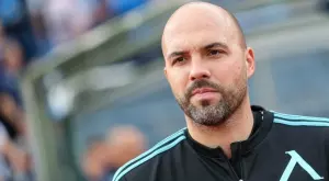 {{ otherArticle[0].article.title }}