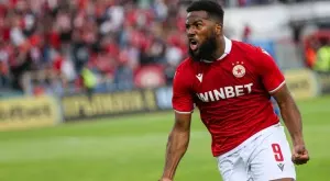 Изгодна за всички сделка: Колко прибра ЦСКА и с какво Кайзериспор изкуши Дюкенс Назон?