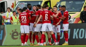 {{ otherArticle[0].article.title }}