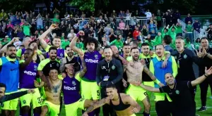 {{ otherArticle[0].article.title }}