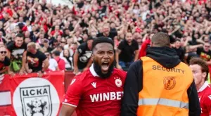 {{ otherArticle[0].article.title }}