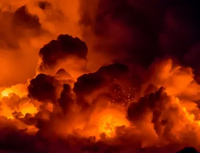 Огромен пожар след взрив на газопровод край руския град Перм (ВИДЕО)