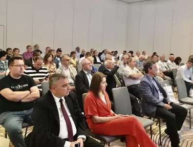 Дигиталната трансформация и хоризонтите пред Зеления пакт представи на конференция Асоциацията на българските градове и региони