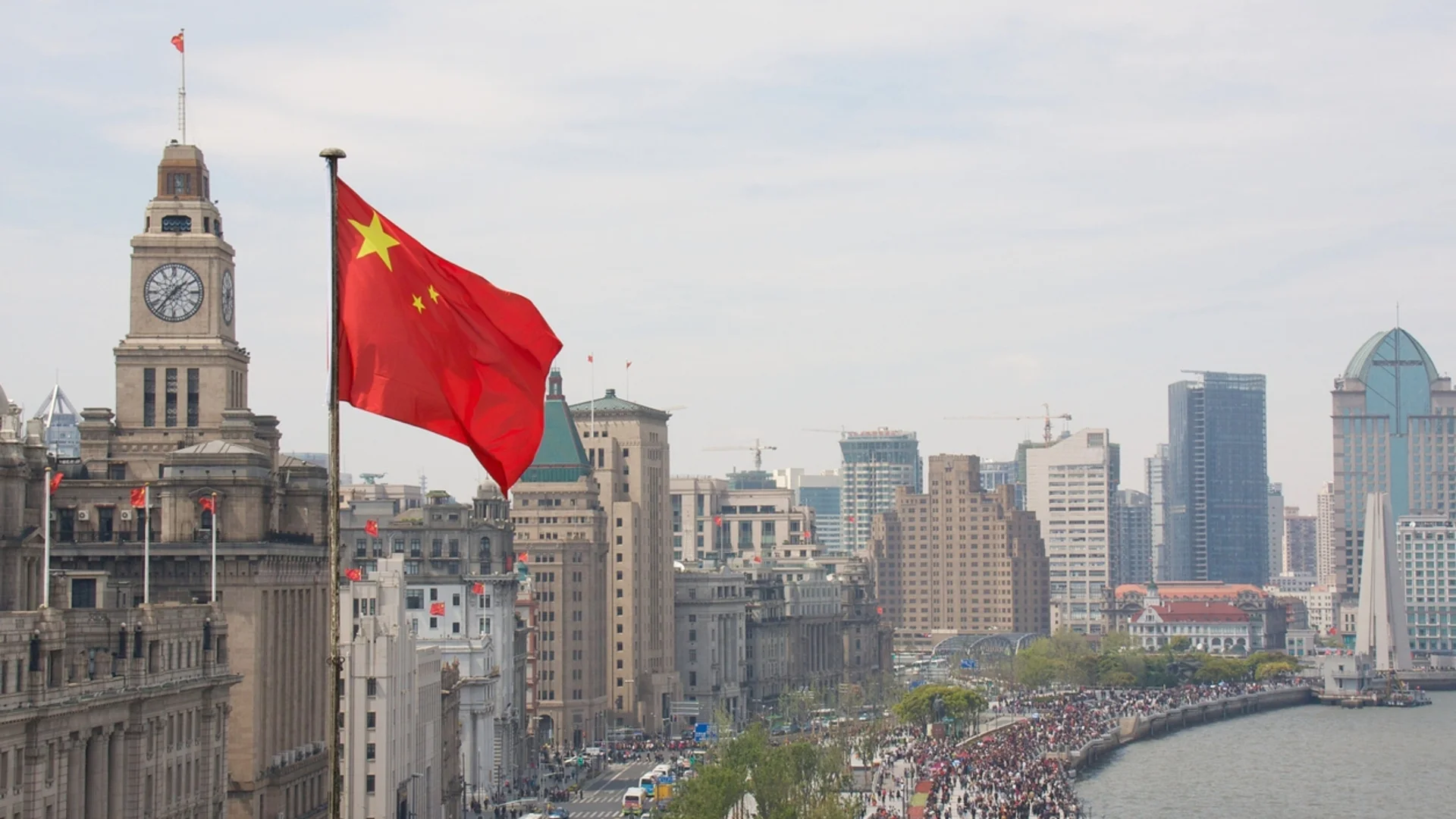 Десетки арестувани в Китай заради смъртоносен пожар (СНИМКИ)