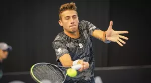 Браво! Донски ще спори за титлата на двойки в Сторе