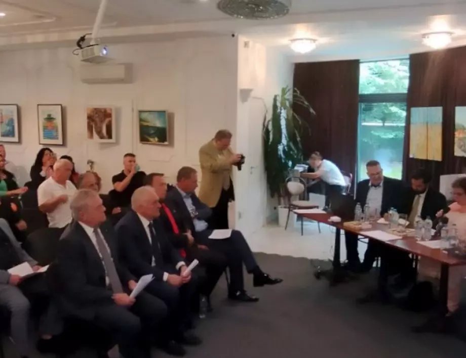 Румен Петков взе участие в среща за потенциала на българската отбранителна индустрия
