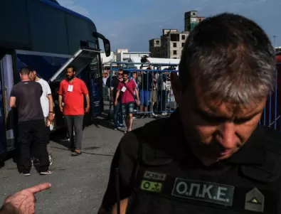 Въже ли е довело до трагедията с мигрантите в Гърция? Властите отричат