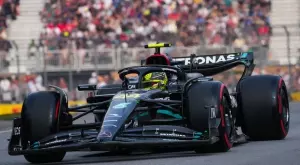 Хамилтън и Ръсел не оставиха шанс на конкуренцията във втората тренировка преди Гран При на Канада