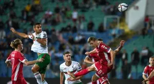 {{ otherArticle[0].article.title }}