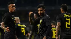 Защо Бразилия игра с черни екипи за първи път в историята си?