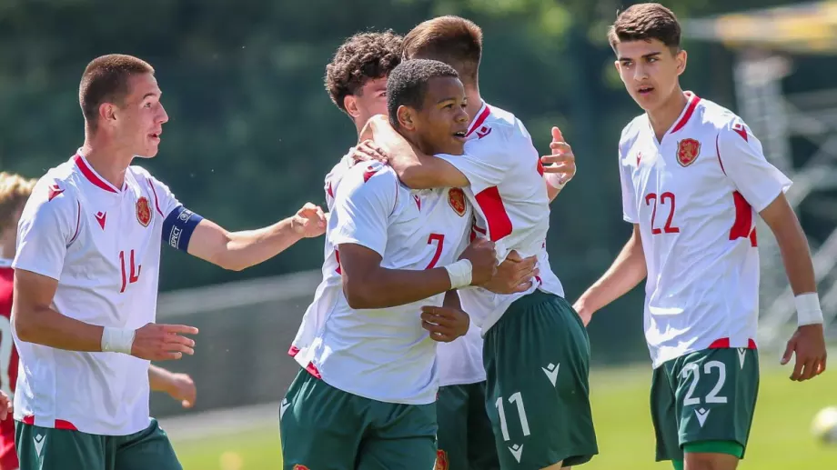 България U16 обърна Вестфалия за полувреме (ВИДЕО)