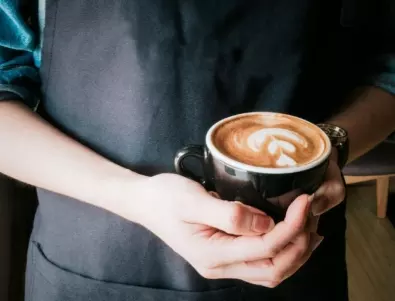 Учени разкриха какво се случва с мозъка ни, когато прекалим с кафето