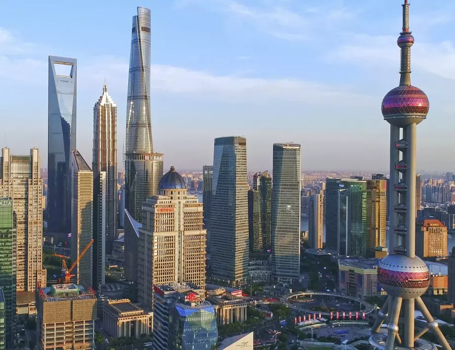 Ще ви се завие свят: Това са 5-те най-високи сгради в света