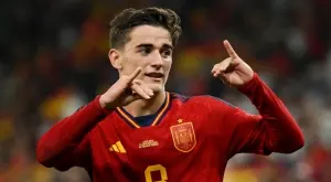 Скандирания "К**ко, Гави" огласиха звучно празненствата в Испания (ВИДЕО)