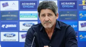 Костов: Разбрали сме се с играчите да бъдем достойни във всички битки